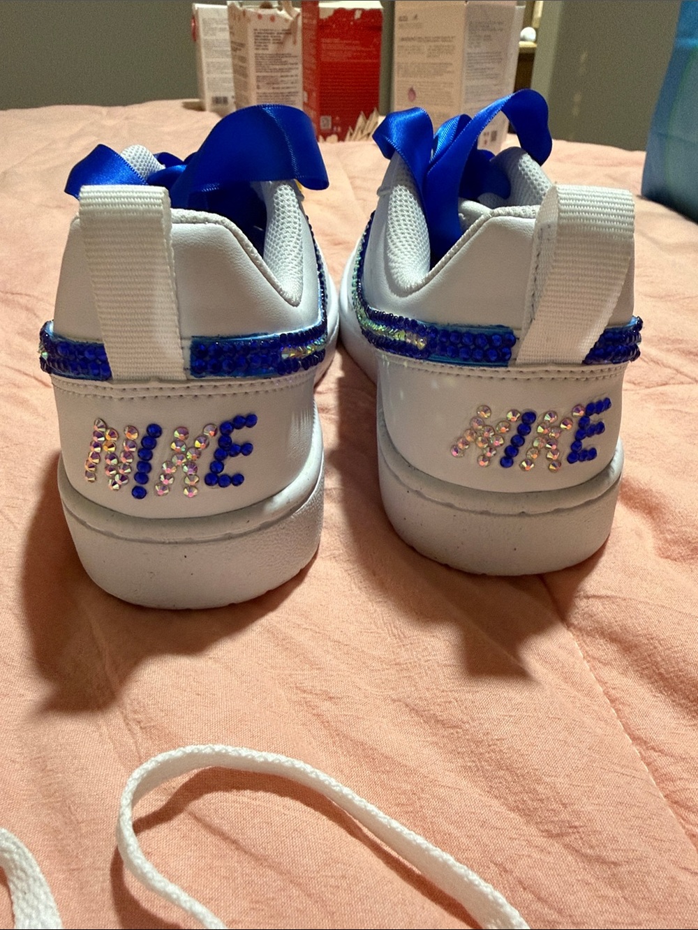 Nike Size 6 Court Borough Low Sneakers with Crystal-Embellished Swoosh - Picture 3 of 14